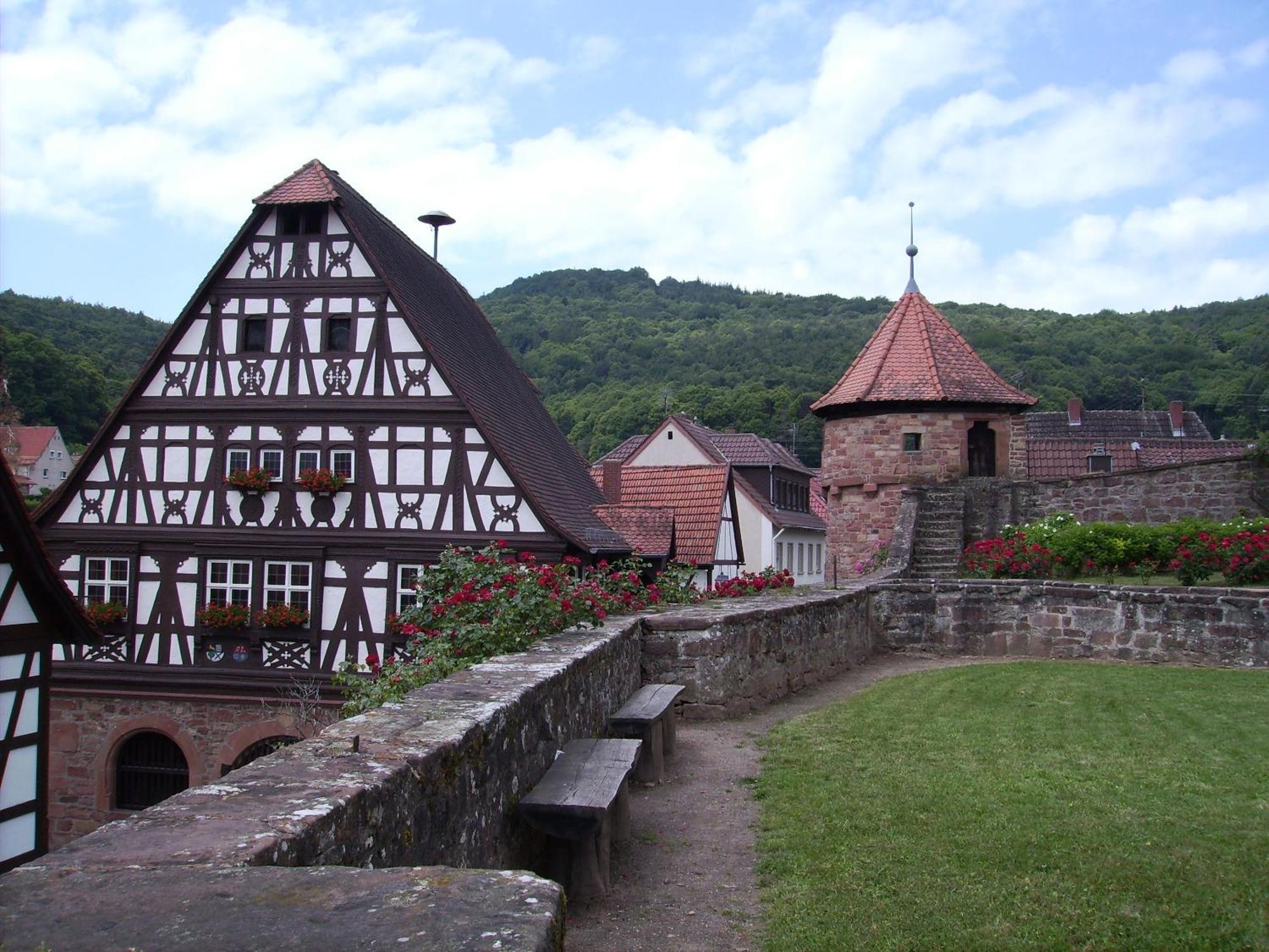 Haus Am Kastanienwald Hotel Dorrenbach Exterior photo